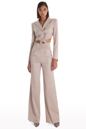 Linen Lightweight Suit with Open-Back Jacket