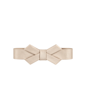 Sculpted Bow Belt