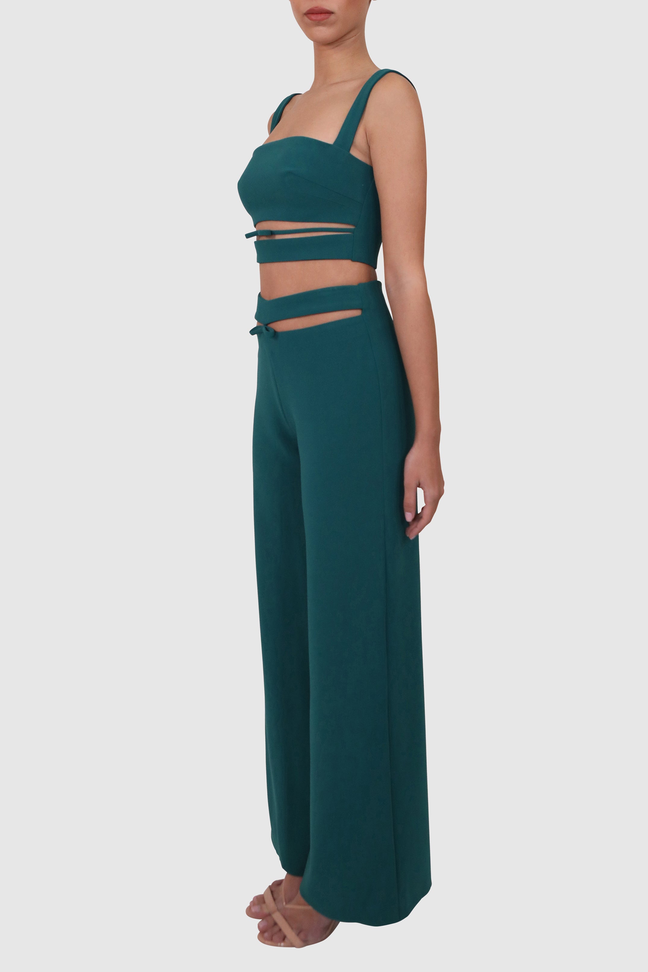 Cutout Bow Set