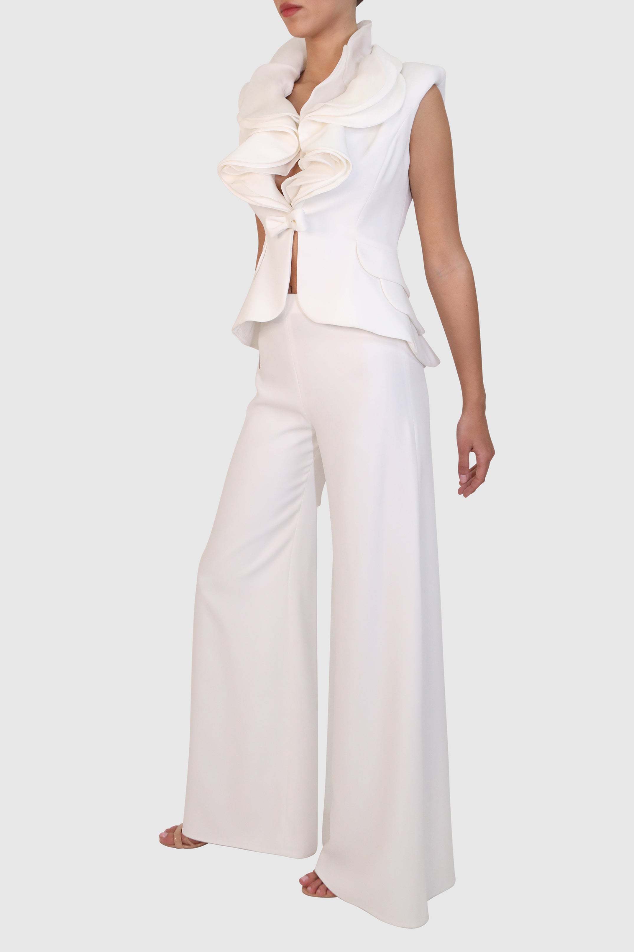 Ruffled Crepe suit
